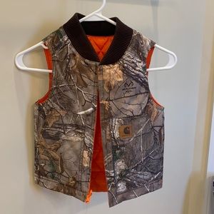 Carhartt reversible camouflage vest kids size xxs (4-5)